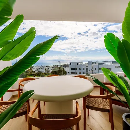 Apartment One80 By Mario *